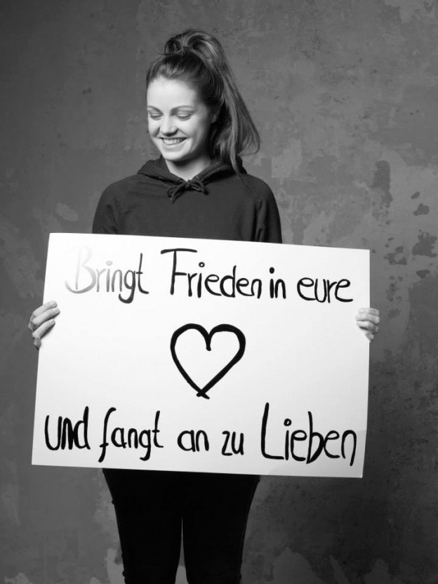 10407685_856149057753214_3895570859309699317_n