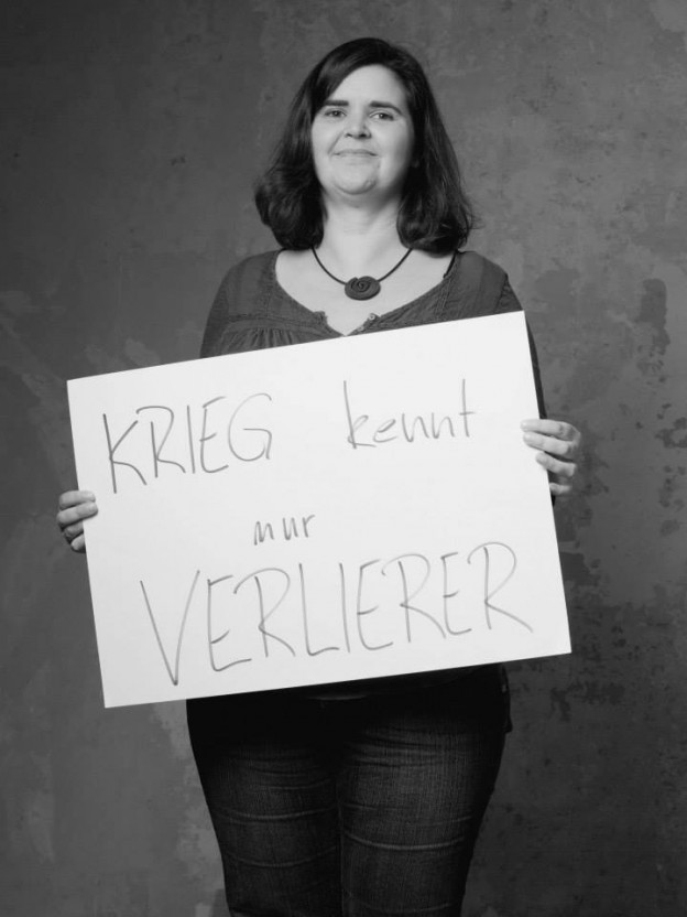 10473908_860048100696643_4256102833879640824_n