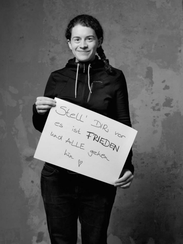 10533445_844930765541710_1395720257908618758_n