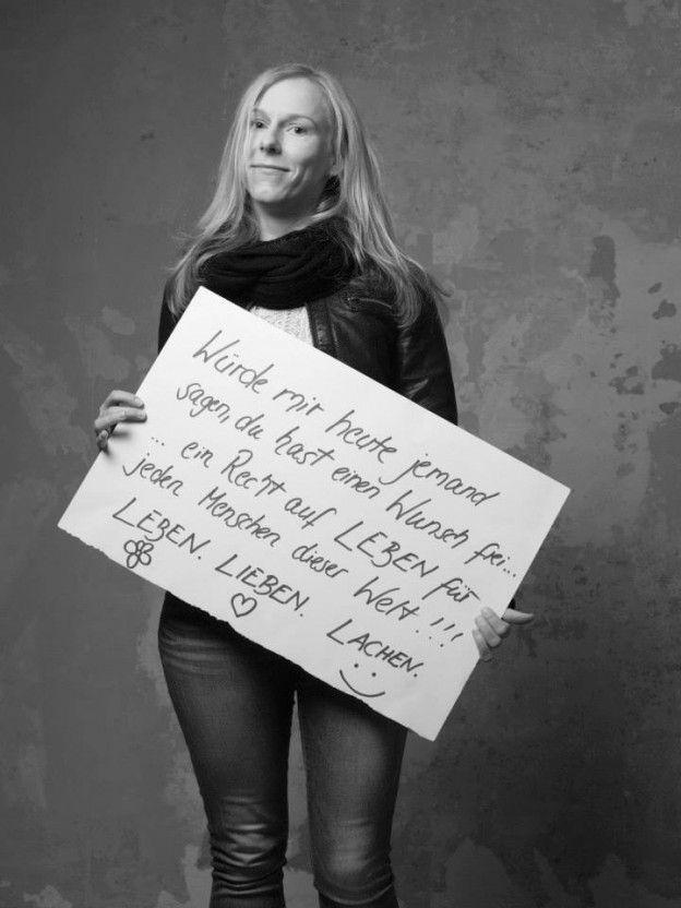 10561633_853271804707606_4397486476661055975_n