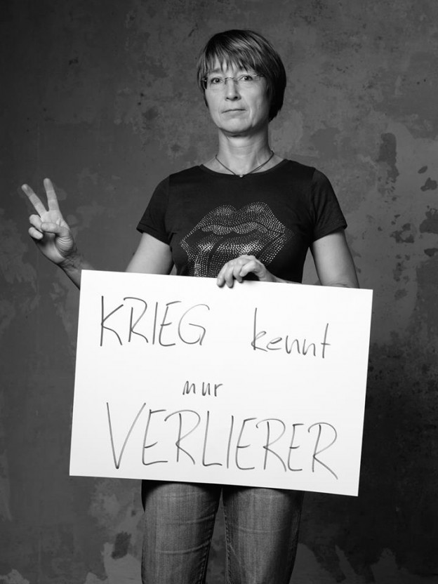 10672373_833559603345493_8975197619081377957_n