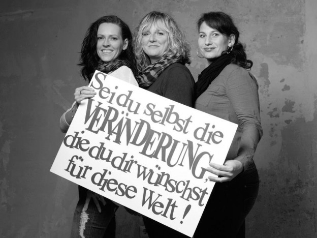 1459293_856211711080282_6837024208990126942_n