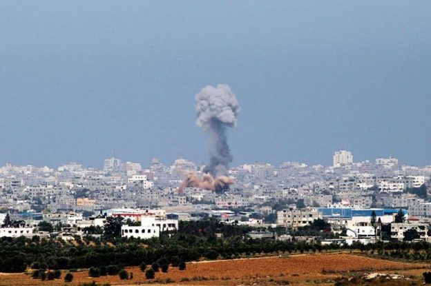 gaza_explosion_2971878k